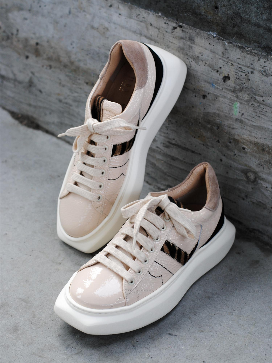 Laura Bellariva Sneakers Simply Fashion NO