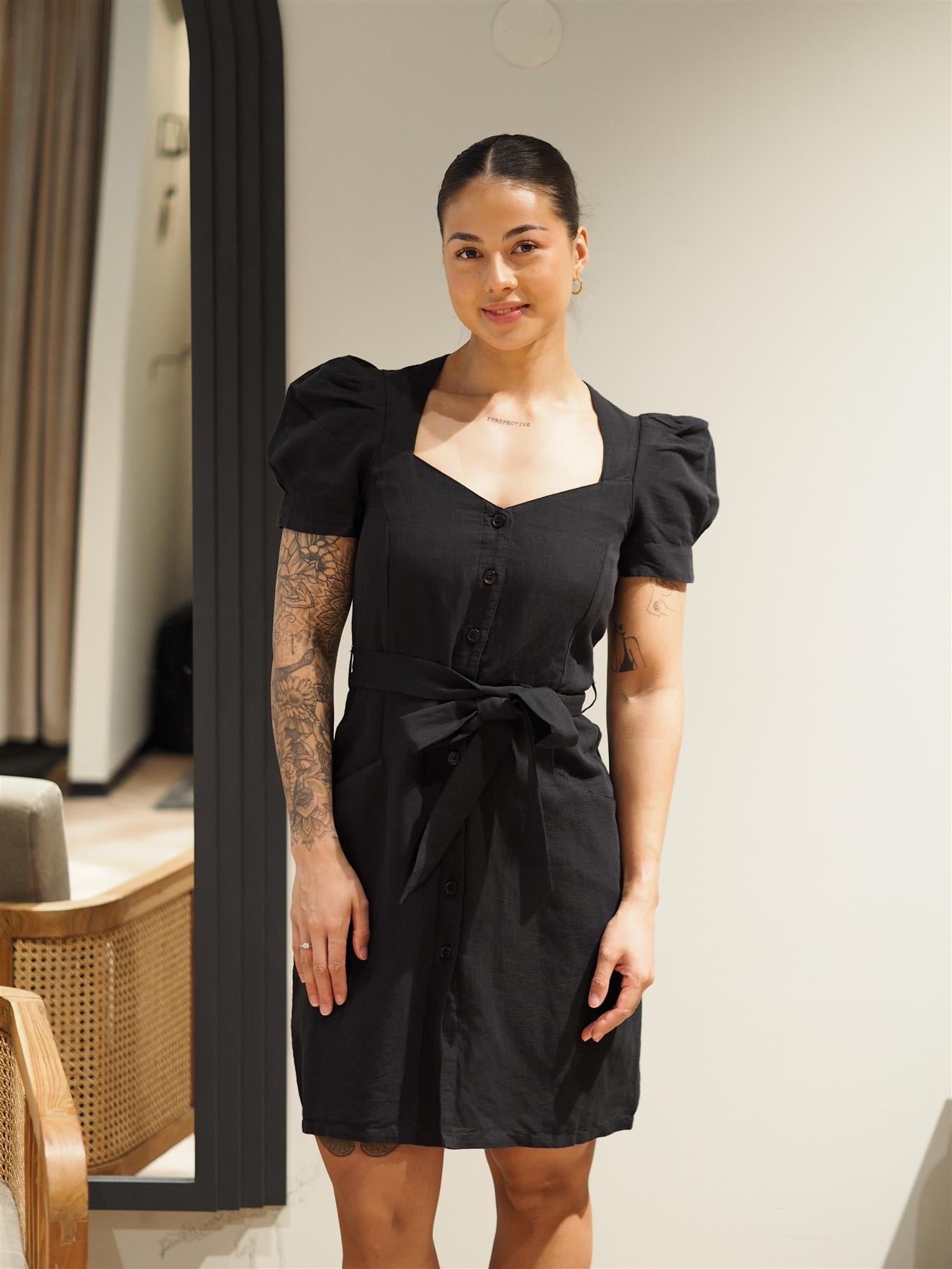 Levi Dress Black kjole | Pia Tjelta